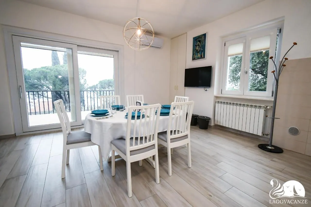 Apartment Appartamenti Sole Blu Padenghe sul Garda