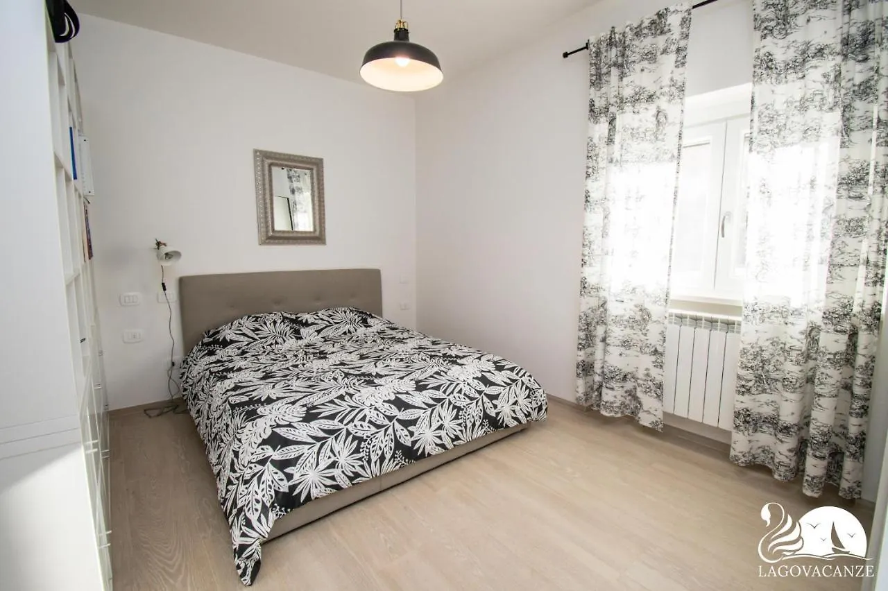 Apartment Appartamenti Sole Blu Padenghe sul Garda